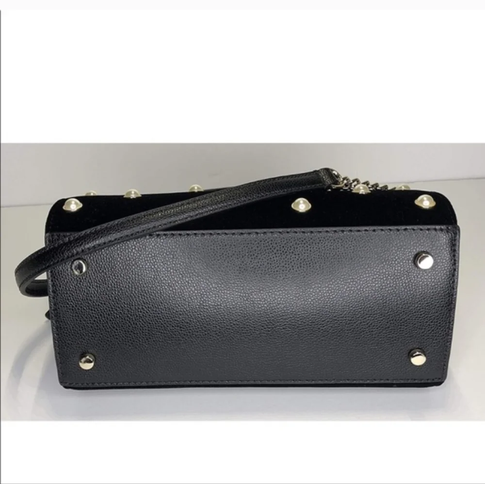 EUC Kate Spade New York Reily Laurel Way Blk Velvet Pearl Stud Crossbody Handbag